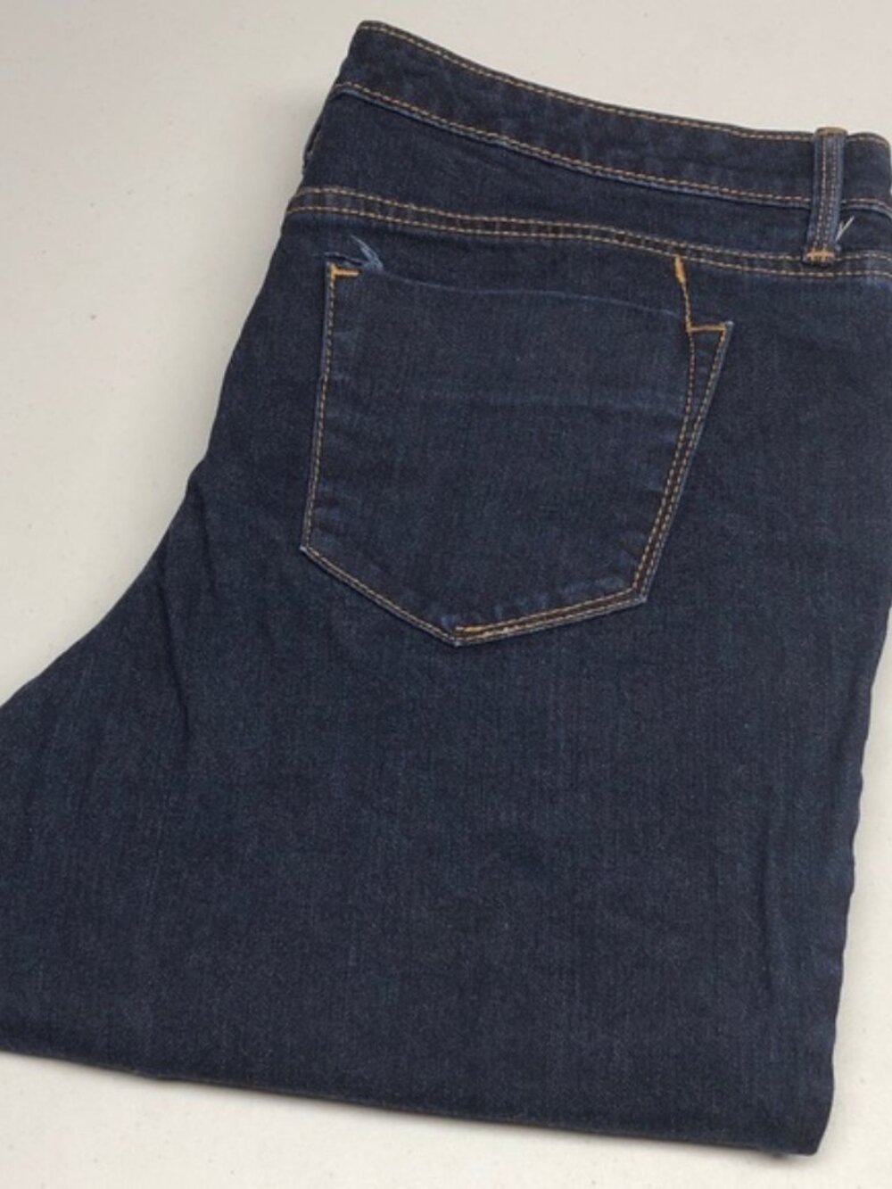 MOSSIMO MID-RISE SKINNY JEANS 10/30x29 LIKE NEW ⭐️